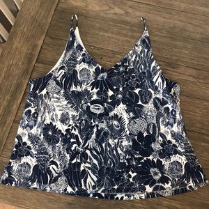 H&M blue and white printed top.